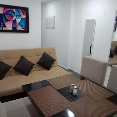 Casa Hotel Sweet Home Apto De 3 Habitaciones 201 Medellín Exterior foto