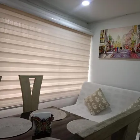 Casa Hotel Sweet Home Apto De 3 Habitaciones 201 Medellín Exterior foto